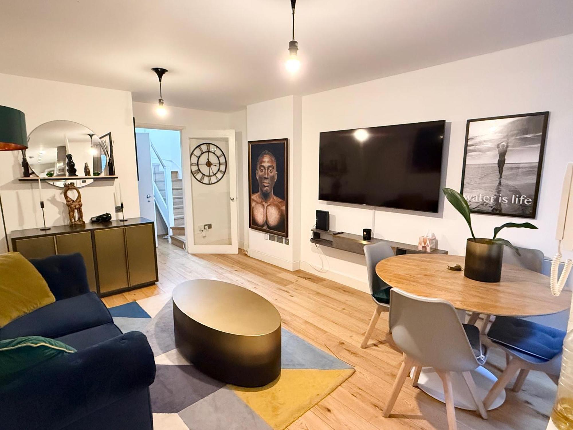 לונדון Immaculate Covent Garden Apartment מראה חיצוני תמונה